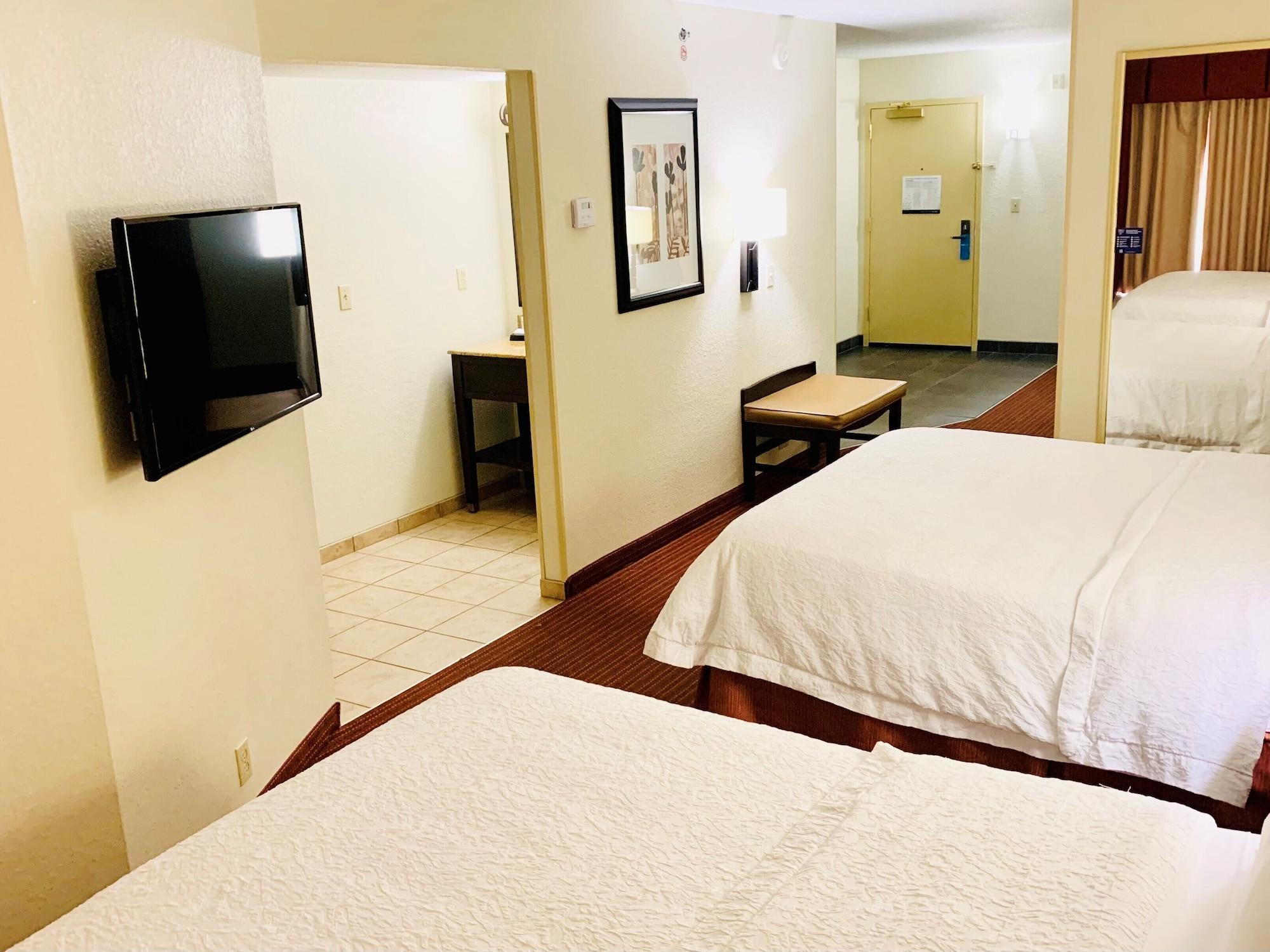 Hampton Inn Champaign/Urbana Экстерьер фото