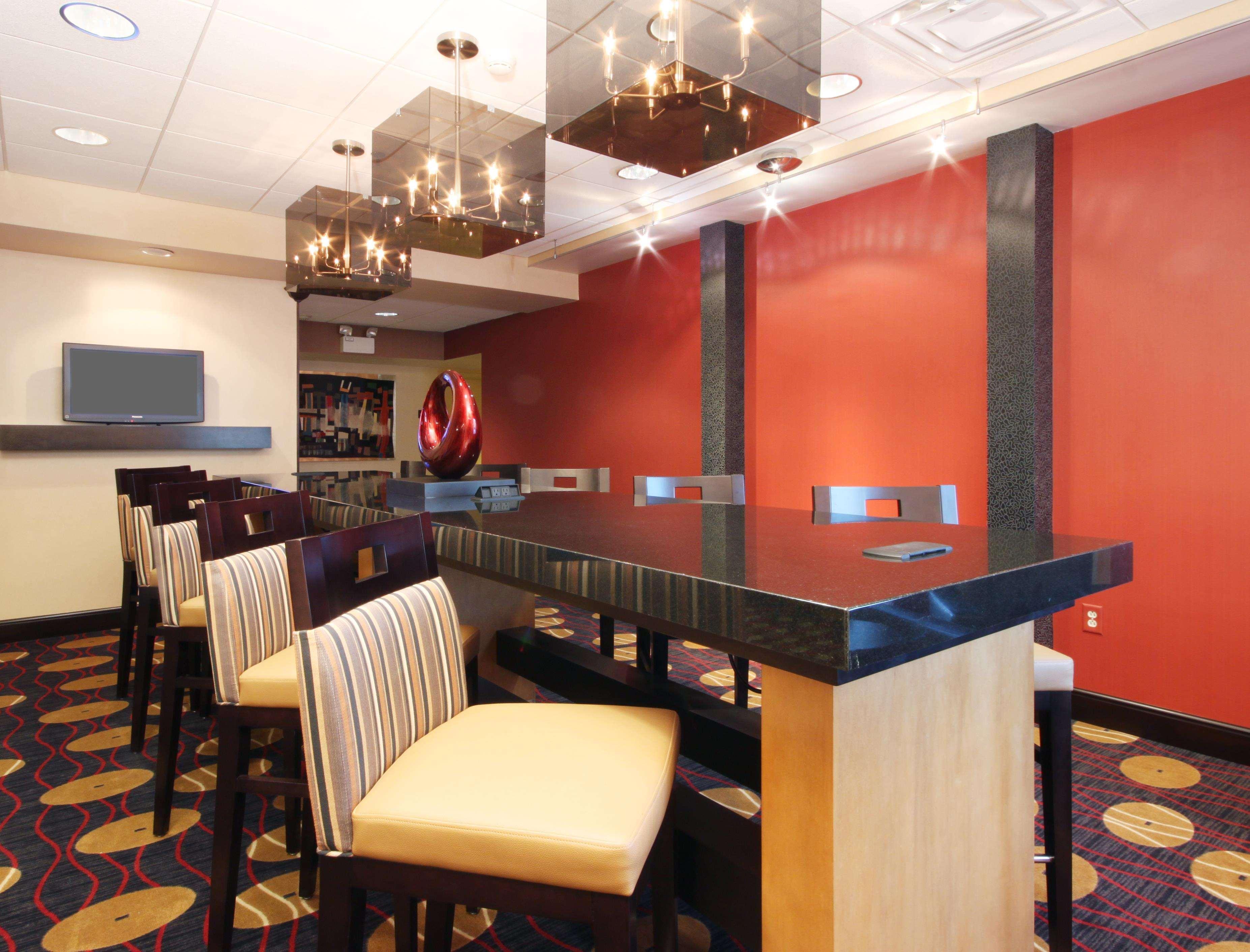 Hampton Inn Champaign/Urbana Экстерьер фото