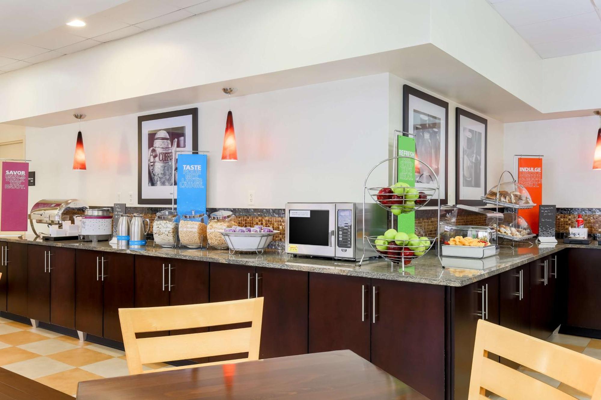 Hampton Inn Champaign/Urbana Экстерьер фото